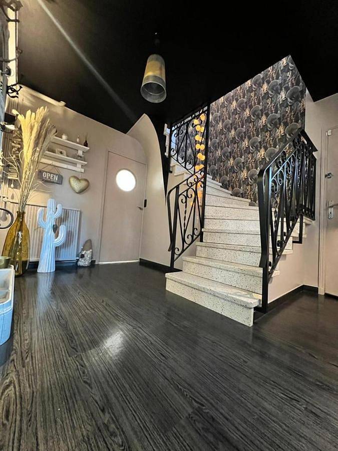 Maison d’hôte pour 2 personnes, avec Terrasse et Jacuzzi ainsi que Jardin et Piscine