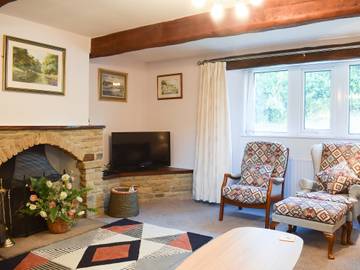 Log Cabin for 6 People in North Yorkshire, Yorkshire, Photo 3