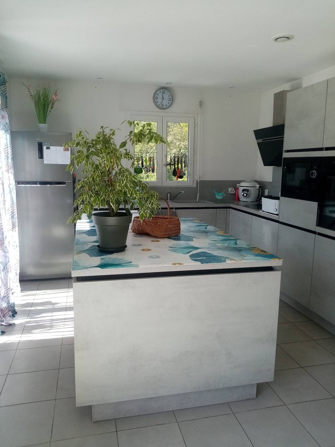 Ganze Wohnung, Apartment „L'Enclos“ mit Bergblick, privater Terrasse und gemeinsamem Garten in Saint-Étienne-Vallée-Française, Cevennen