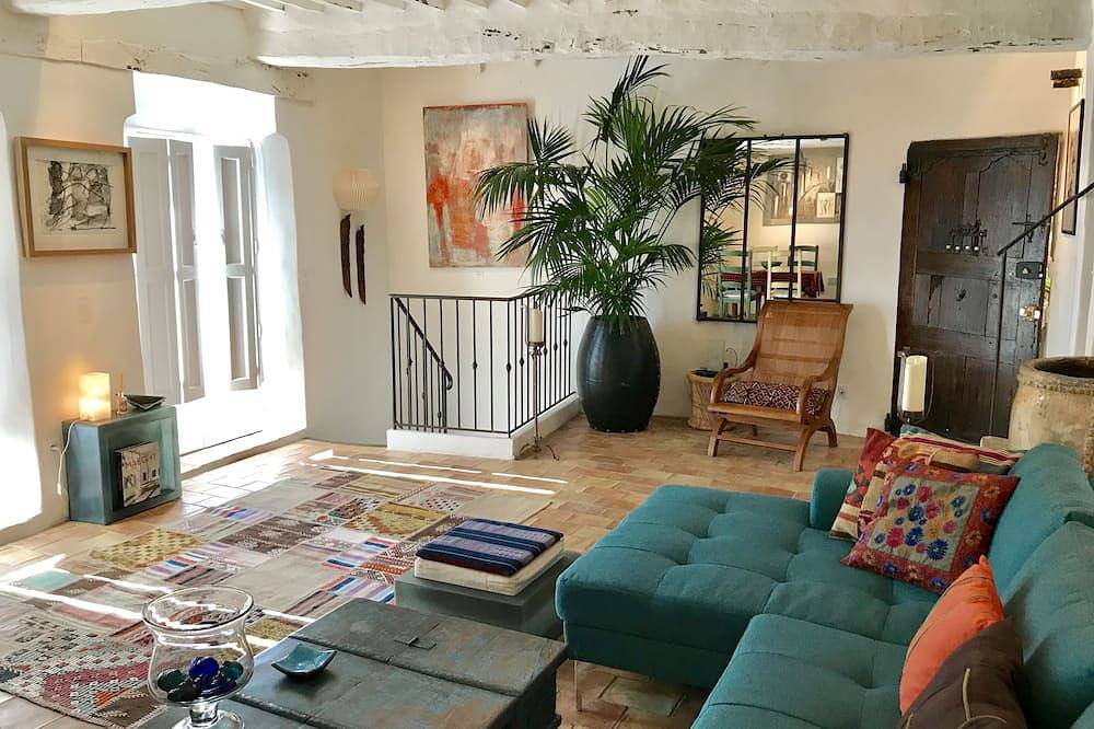 Geheel appartement, Prachtig Duplex 65M2 Zeezicht in Tourrettes-sur-Loup, Cannes regio