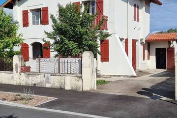 Gîte pour 6 personnes, avec jardin et balcon à Saint-Vincent-de-Tyrosse
