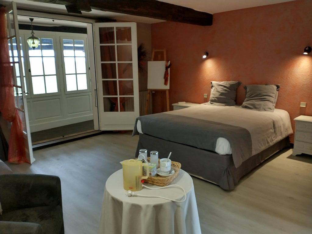 Domaine Sainte Barthe - Chambres d'hôtes - Chambre du Peintre in Aignan, Gers