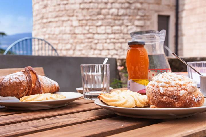 Ferienhaus für 4 Personen, mit Garten und Seeblick in Lago Maggiore (Lombardei) - 2