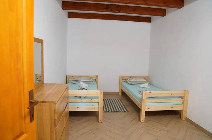 Villa pour 10 personnes, avec vue ainsi que terrasse et piscine, animaux acceptés à Viganj - 2
