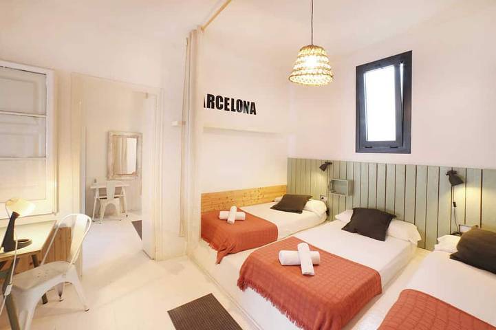 Ferienhaus für 3 Personen, mit Terrasse und Garten, mit Haustier in Barcelona - 4