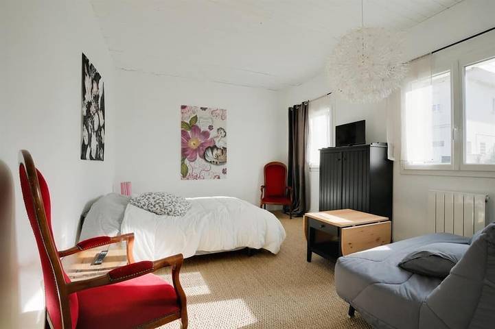 Location de vacances pour 6 personnes, avec jardin et terrasse dans Office De Tourisme De Biscarrosse - 2