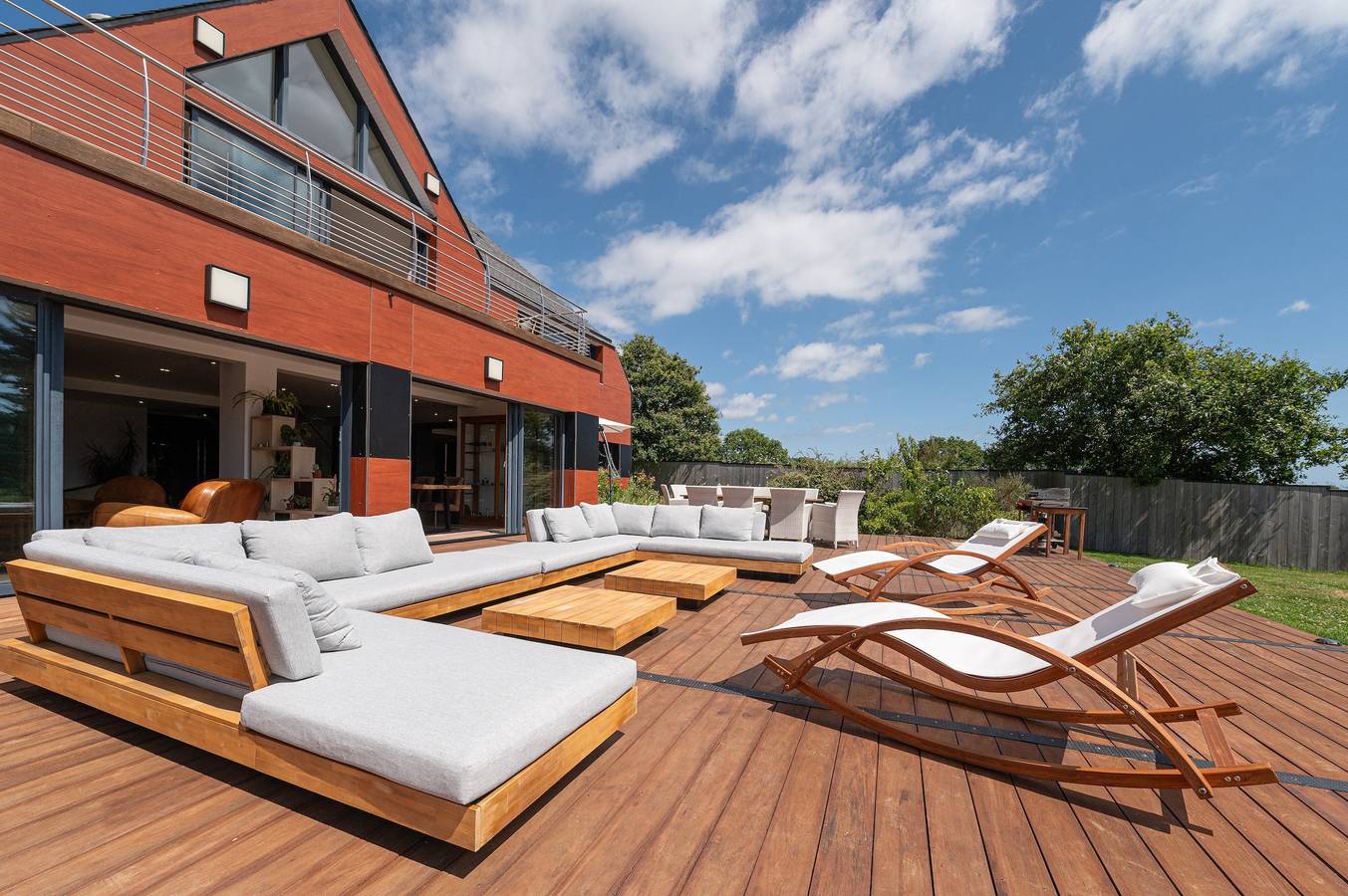 Villa 'Ty Castel - Arradon' with Private Pool, Private Terrace and Wi-Fi in Ploeren, Côte des Mégalithes