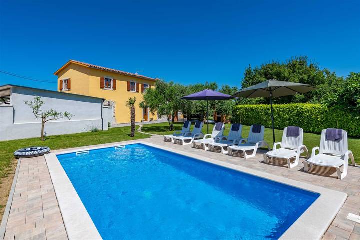 Entire apartment, Holiday Home Villa Rimanići in Pićan, Central Istria
