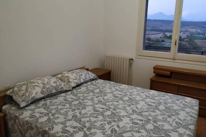 Apartamento de vacaciones para 8 personas, con vistas y balcón en Berguedà - 4