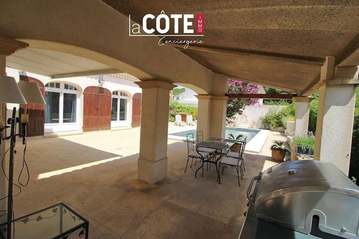 Villa pour 9 personnes, avec piscine ainsi que jardin et vue à Sausset-les-Pins - 3