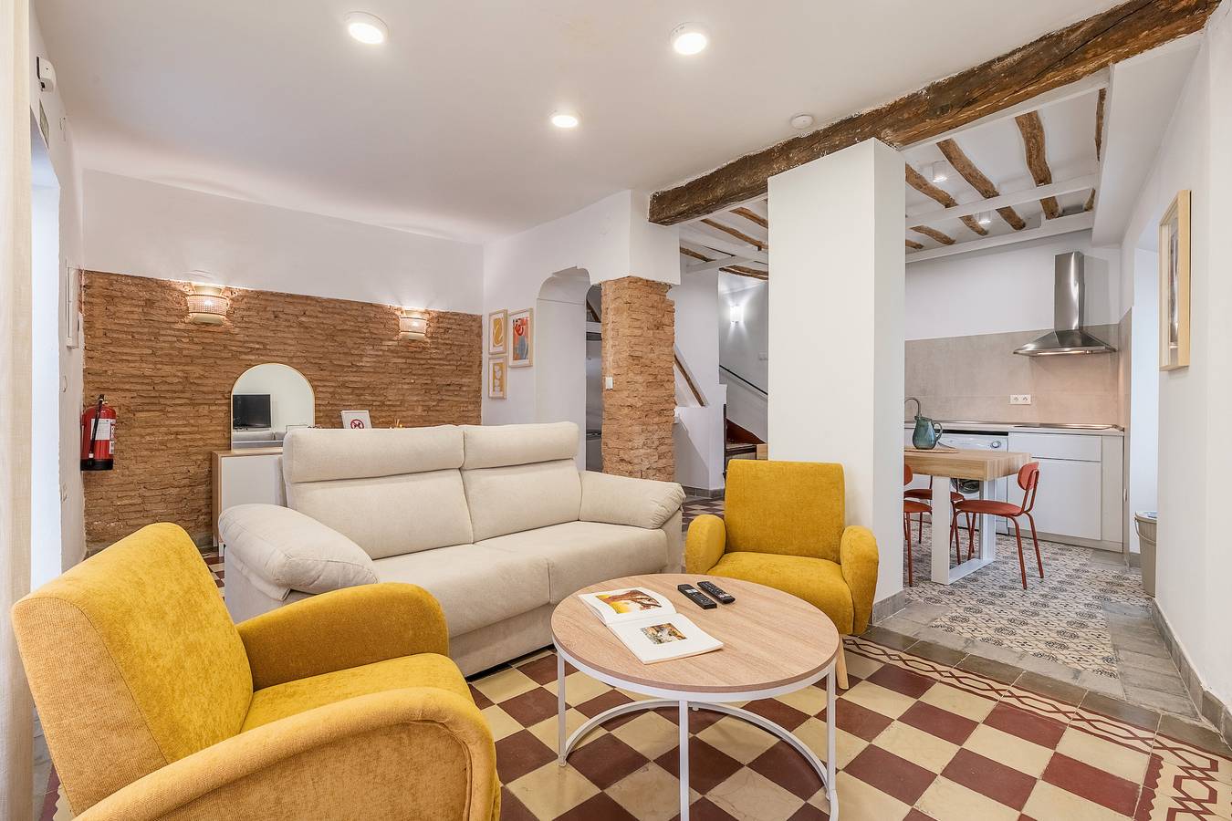 Casa de vacaciones 'La Casa Real' con vistas a la montaña, Wi-Fi y aire acondicionado in La Zubia, Provincia de Granada