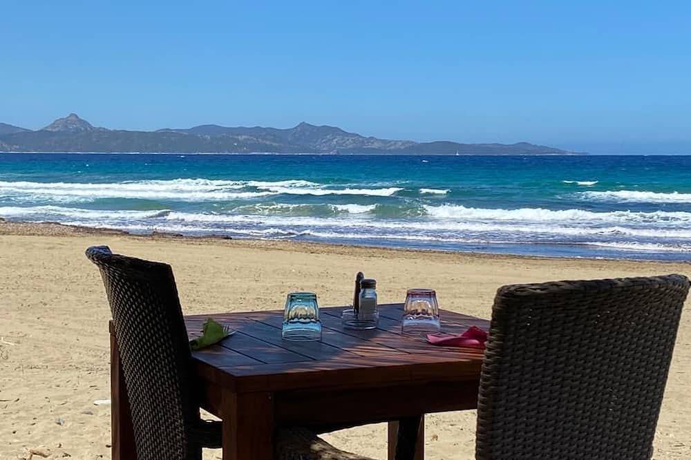 Golfe de Saint Florent, Villa Entière, Plage et Tranquillité in Farinole, Region de Calvi