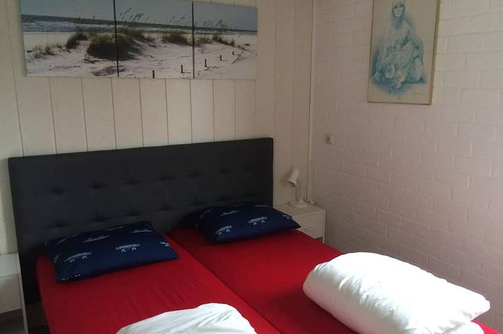 Ferienhaus für 5 Personen, mit Sauna und Garten sowie Terrasse und Pool in Dirkshorn - 3