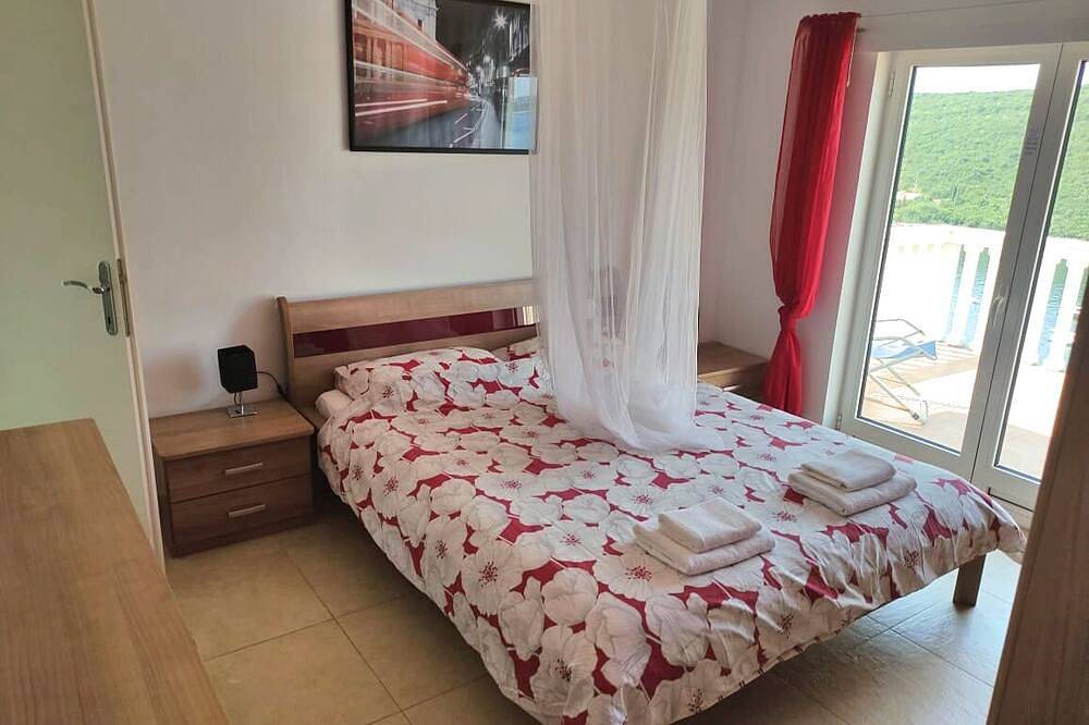 Vila Nada – umwerfende Villa, 4 Schlafzimmer, privater Pool, toller Meerblick in Opština Kotor