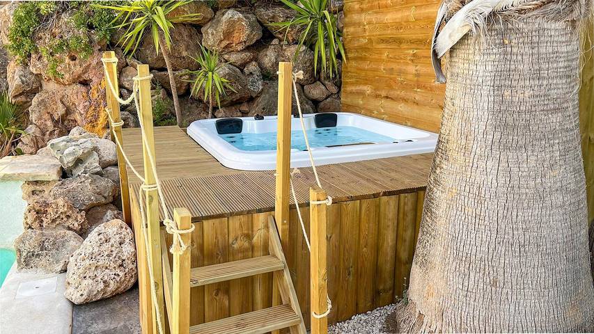 Chalet para 4 personas, con balcón/terraza además de piscina y jacuzzi en Sierras Subbéticas - 3