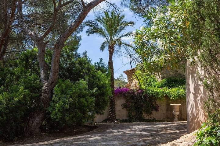 Casa de vacaciones para 4 personas, con jardín además de terraza y piscina - 1