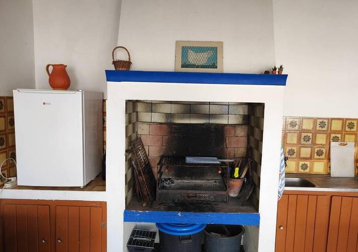 Location de vacances pour 4 personnes, avec vue et terrasse ainsi que jardin et piscine, animaux acceptés à Melides - 2