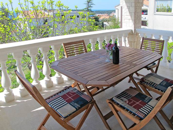 Ferienwohnung für 9 Personen, mit Terrasse und Garten in Pjescana Uvala - 3