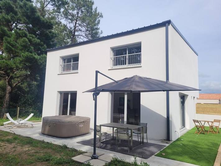 Villa pour 8 personnes, avec jacuzzi et jardin à Saint-Hilaire-de-Riez