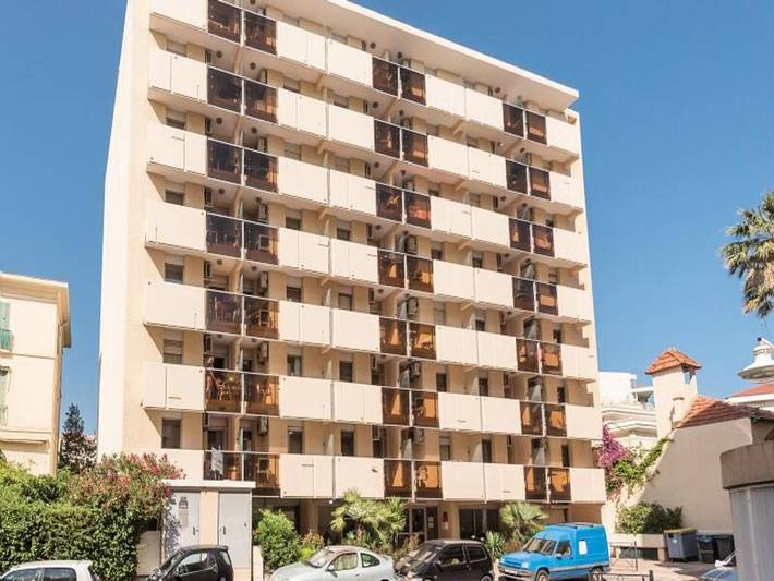 Gîte pour 4 personnes, avec balcon, animaux acceptés dans Plage Beau Rivage Saint Raphael - 2
