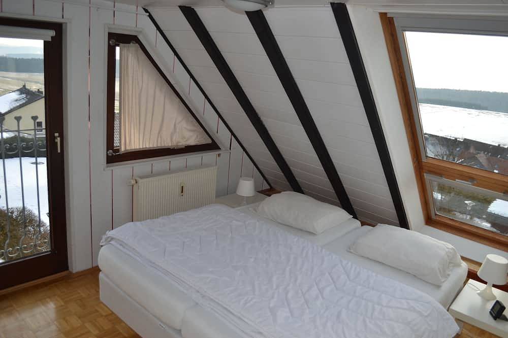 Ferienhaus mit Tolles Aussicht in ruhige Lage in Bromskirchen, Waldecker Land