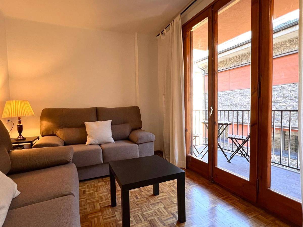 Apartamento entero, Two-Bedroom Apartment in Port Ainé, Rialp