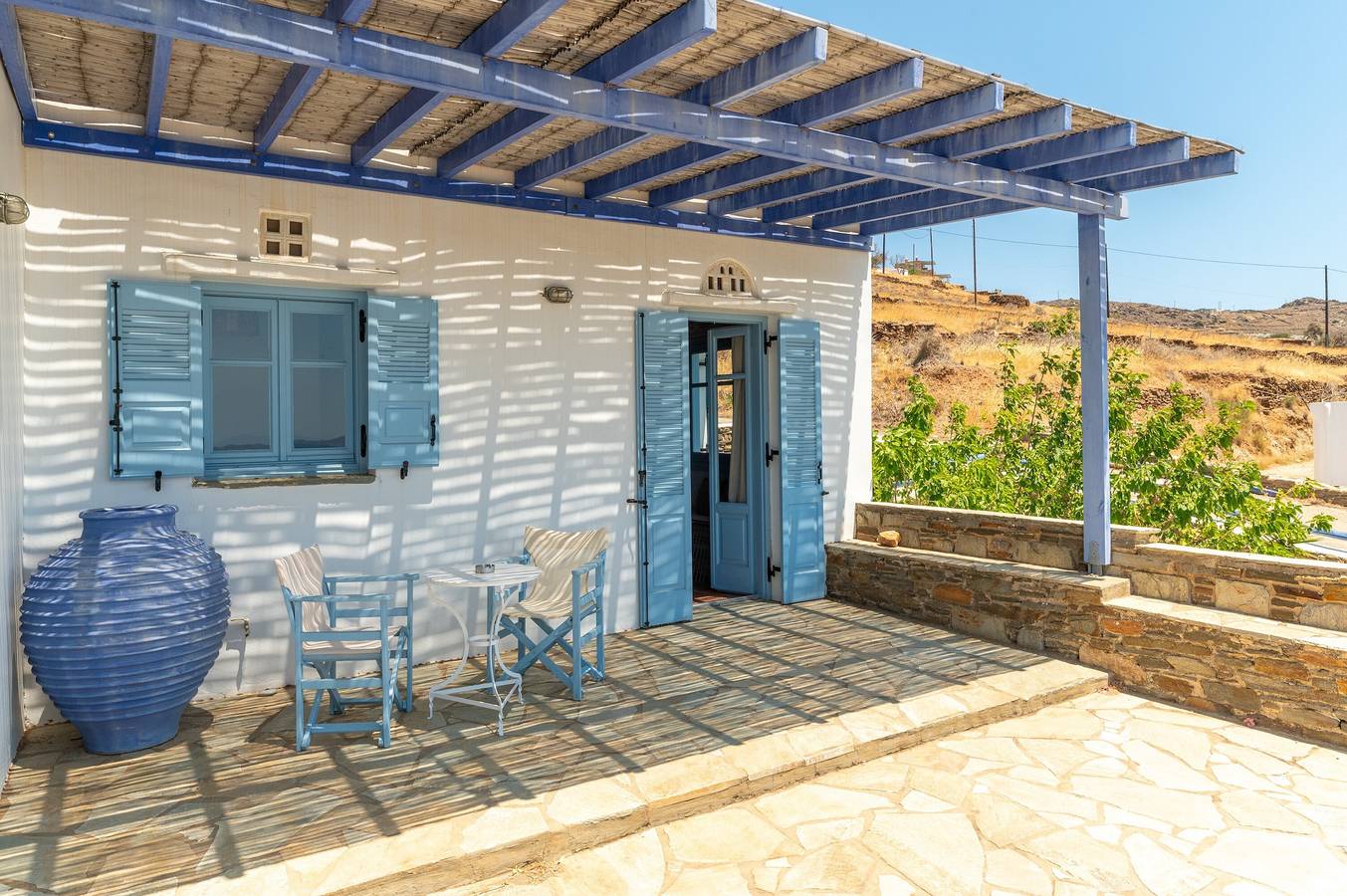 Entire apartment, Apartment 'Unit 1' with Sea View, Wi-Fi and Air Conditioning in Tinos