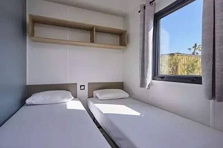 Gîte pour 4 personnes, avec piscine, animaux acceptés dans Plage du Prévost - 2