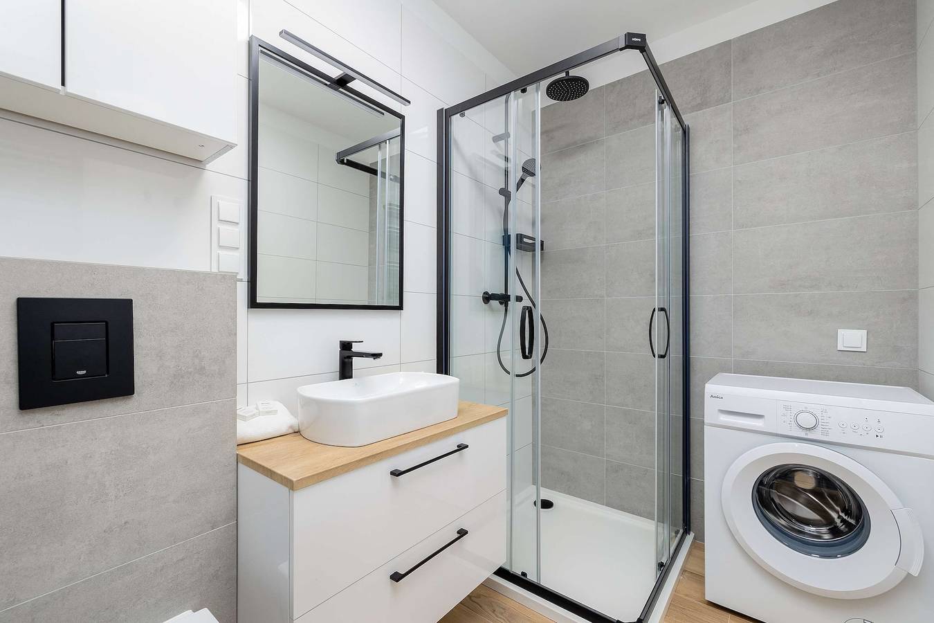 Ganze Wohnung, Stylish Apartment | 200 m to the Beach, Balcony and Air Conditioning in Niechorze, Powiat gryficki