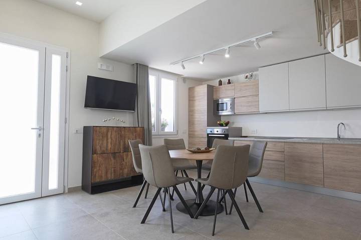 Location de vacances pour 6 personnes, avec vue et jardin à San Leone - 3