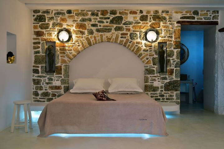 Location de vacances pour 3 personnes, avec vue sur l’océan et balcon dans Folégandros - 4