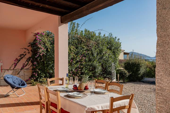 Appartamento per 4 persone, con giardino e terrazza a Pittulongu