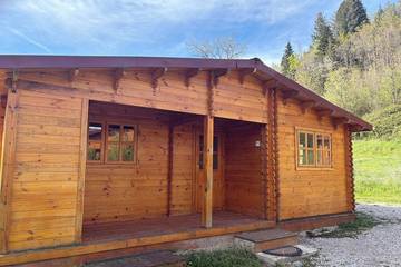 Gîte pour 6 personnes, avec jardin et terrasse à Fougax-et-Barrineuf