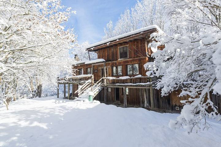 Maison pour 15 personnes, avec Balcon ainsi que Jacuzzi et Jardin à Les Houches