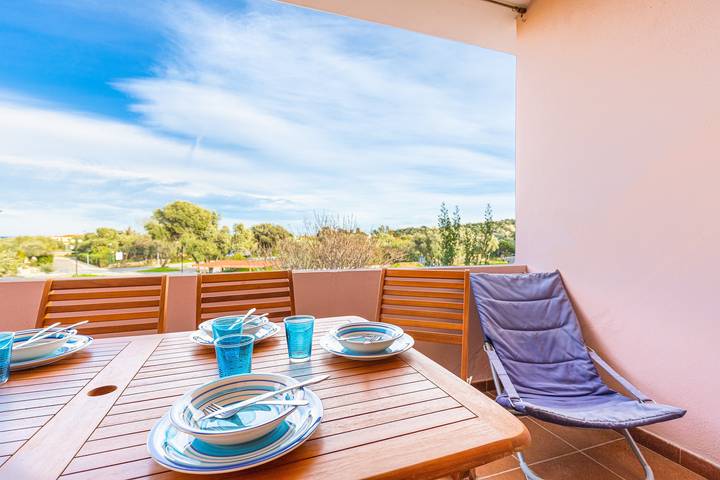 Appartamento intero, Appartamento di vacanza "Trilocale a 200 m dal Centro" con aria condizionata e terrazza in San Teodoro, Olbia-Tempio