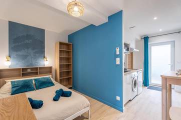 Gîte pour 2 personnes, avec terrasse à Chaneins