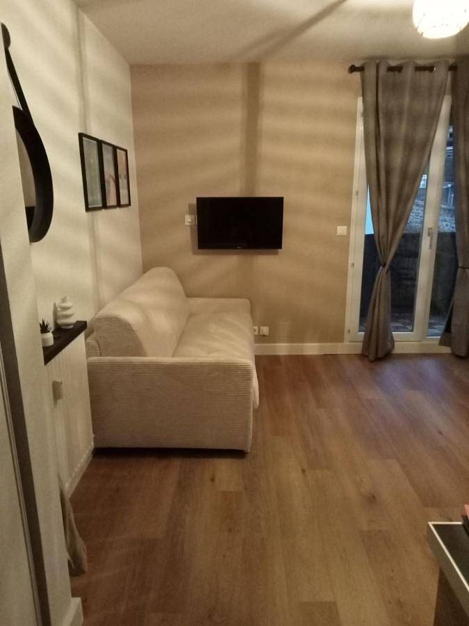 Appartement entier, One-Bedroom Apartment in La Richardais, Région de Saint-Malo