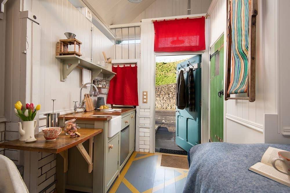 The Loovre - A Grade Ii listed unique tiny holiday home in Berwick-upon-Tweed in Berwick-upon-Tweed, Northumberland