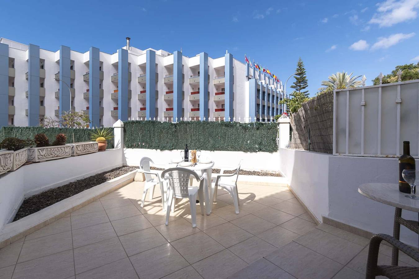 Ganze Wohnung, Ferienwohnung für 2 Personen mit Pool in Los Cristianos, Arona