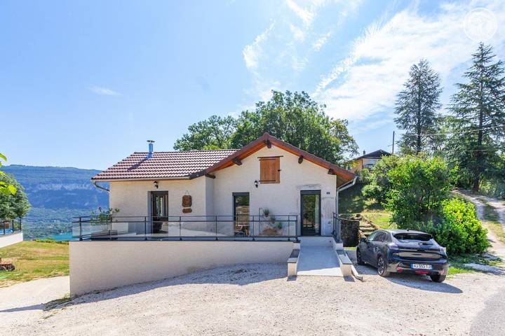 Gîte pour 4 personnes, avec Terrasse à Conjux - 2