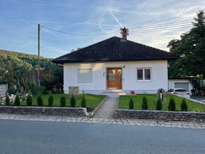 Ferienwohnung für 3 Personen, mit Garten und Terrasse in Strullendorf