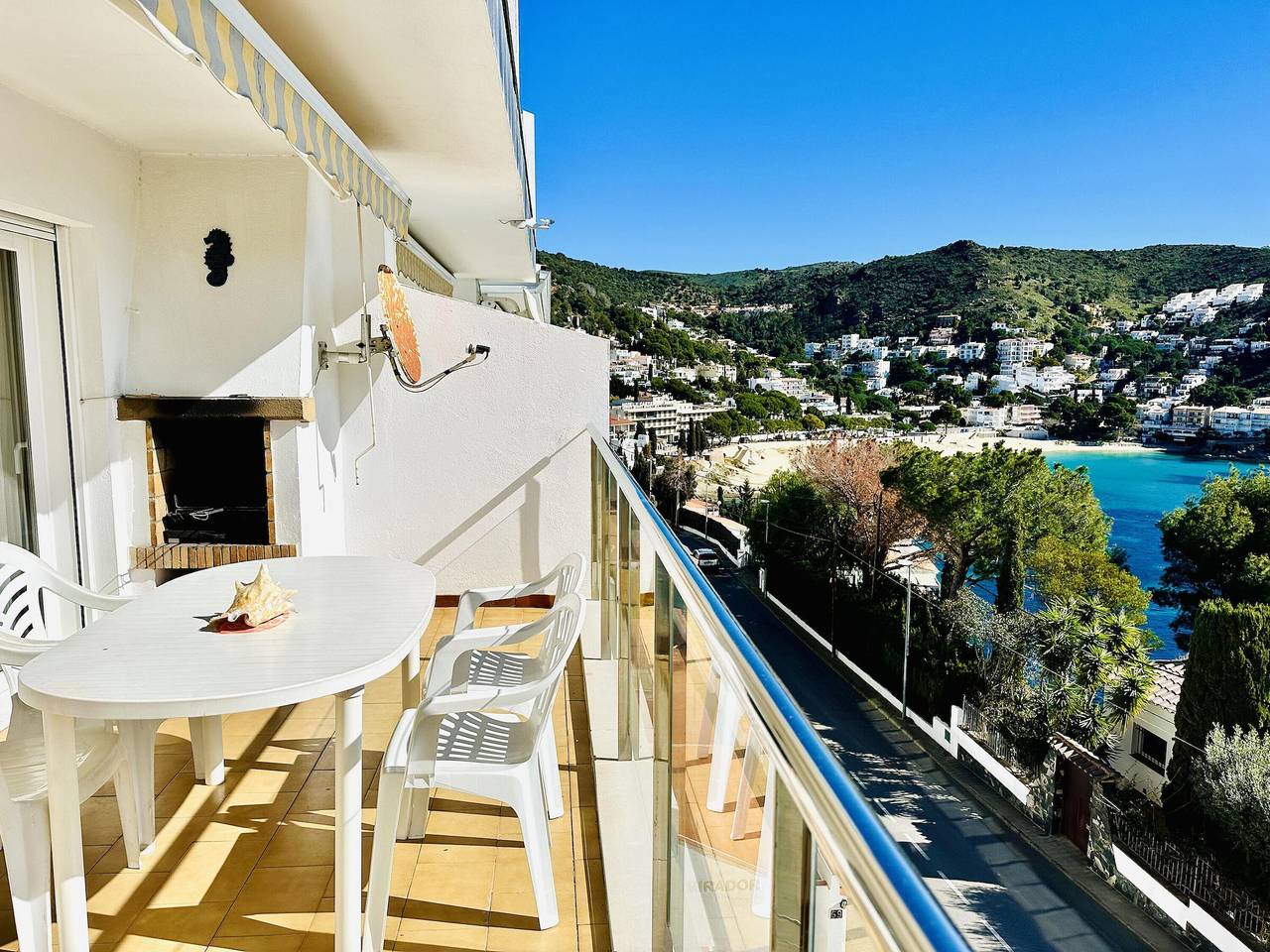 Appartement entier, Appartement Terrasse pour 2 à Roses in Canyelles Petites, Roses