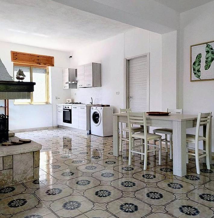 Location de vacances pour 10 personnes, avec jardin et vue, animaux acceptés à Torre Chianca - 3