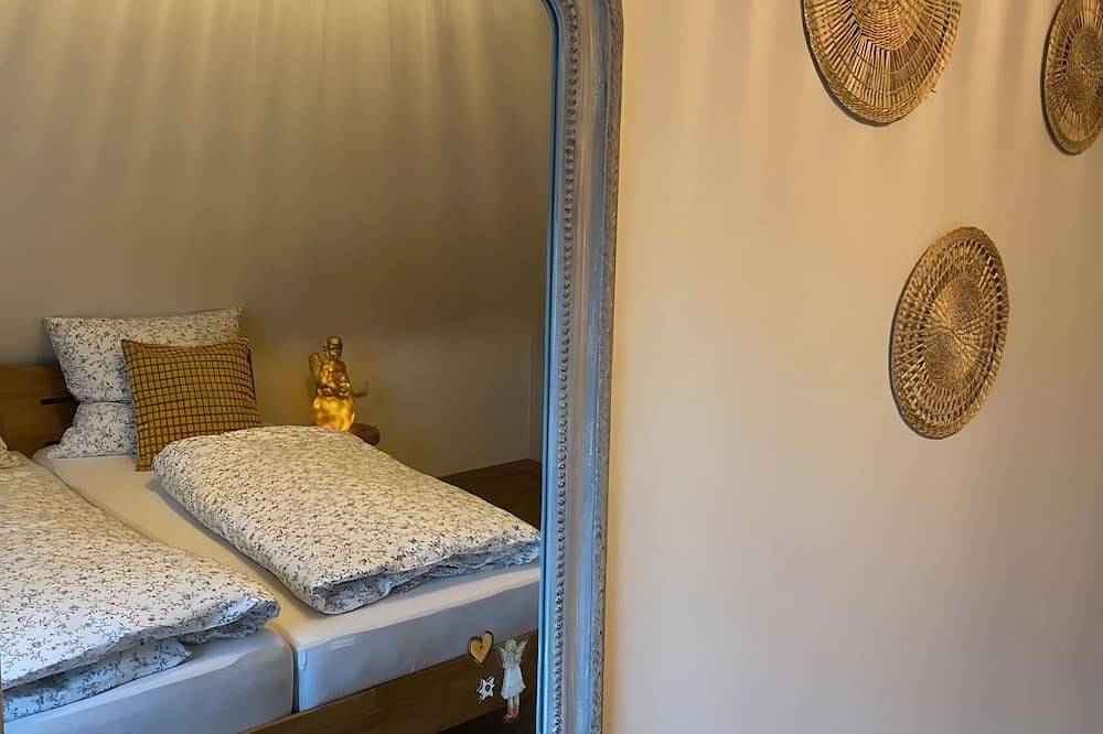 Ganze Wohnung, Apartment 'Rebblick' mit Bergblick, Balkon und Wlan in Britzingen, Müllheim