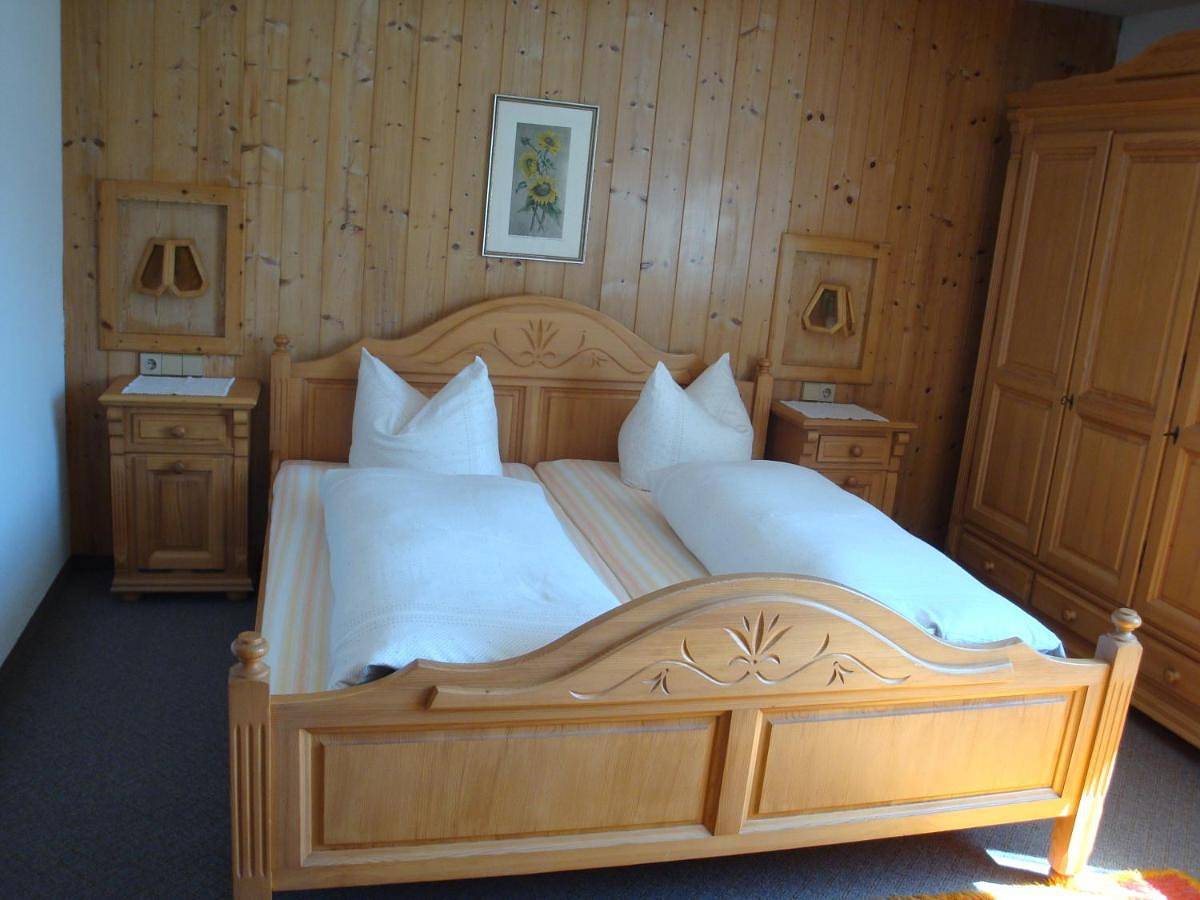 Two-Bedroom Apartment in Tuxer Alpen, Fügen