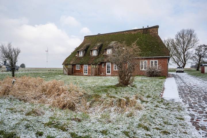 Ganze Wohnung, Ferienwohnung 'Am Halbmond 2' mit privater Terrasse, privatem Garten und Wi-Fi in Hellschen-Heringsand-Unterschaar, Kreis Dithmarschen