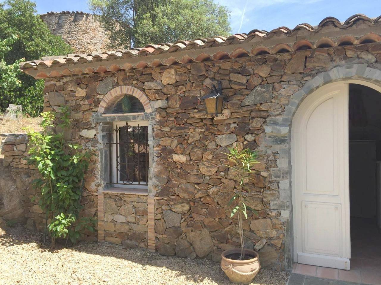La Maison des Oliviers in Cogolin, Côte méditerranéenne (France)