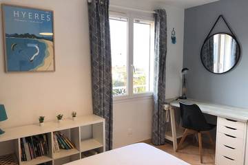 Villa pour 8 Personnes dans La Madrague, Hyeres, Photo 4