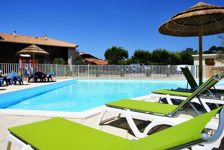 Parc de vacances pour 2 personnes, avec piscine ainsi que jardin et bassin pour enfant dans les Landes - 4