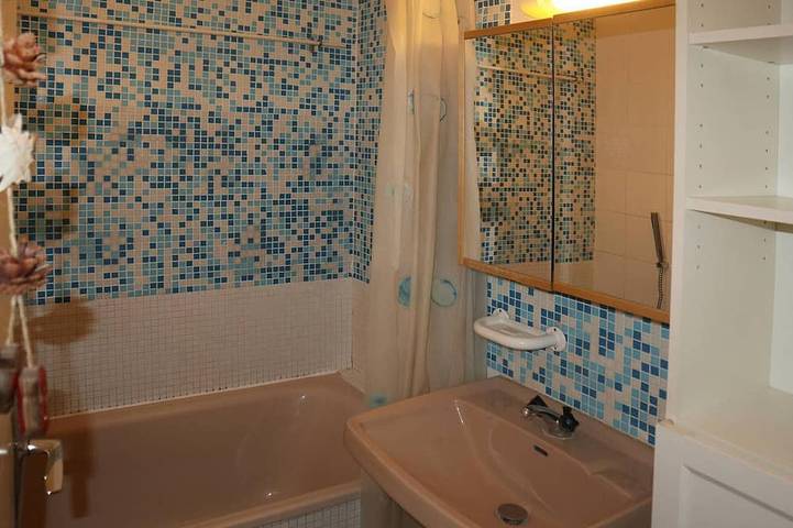 Ganze Wohnung, Studio direkt an der Piste, 4 Pers, Südbalkon in Les Orres, Nationalpark Écrins